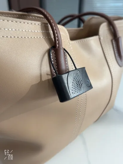 EAS RF/Am Alarm Security Tag with Lanyard Bag Shoes Security Anti Theft Alarm System Hard Alarming Tag with Lanyard 